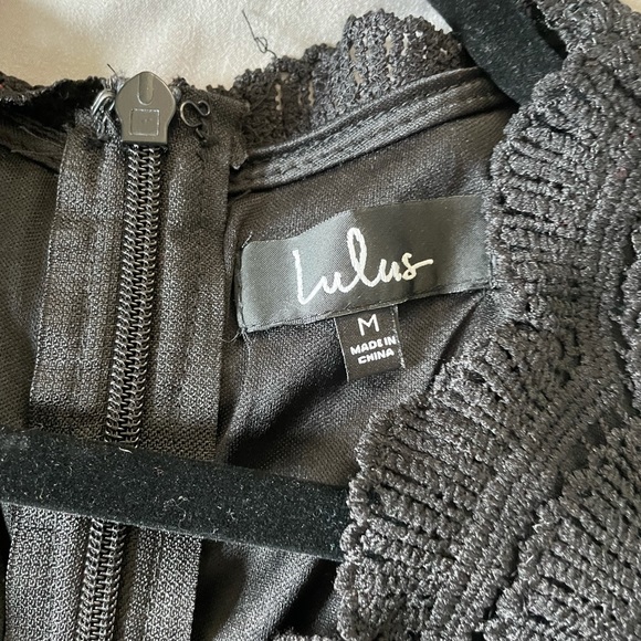 Black dress - Picture 3 of 4